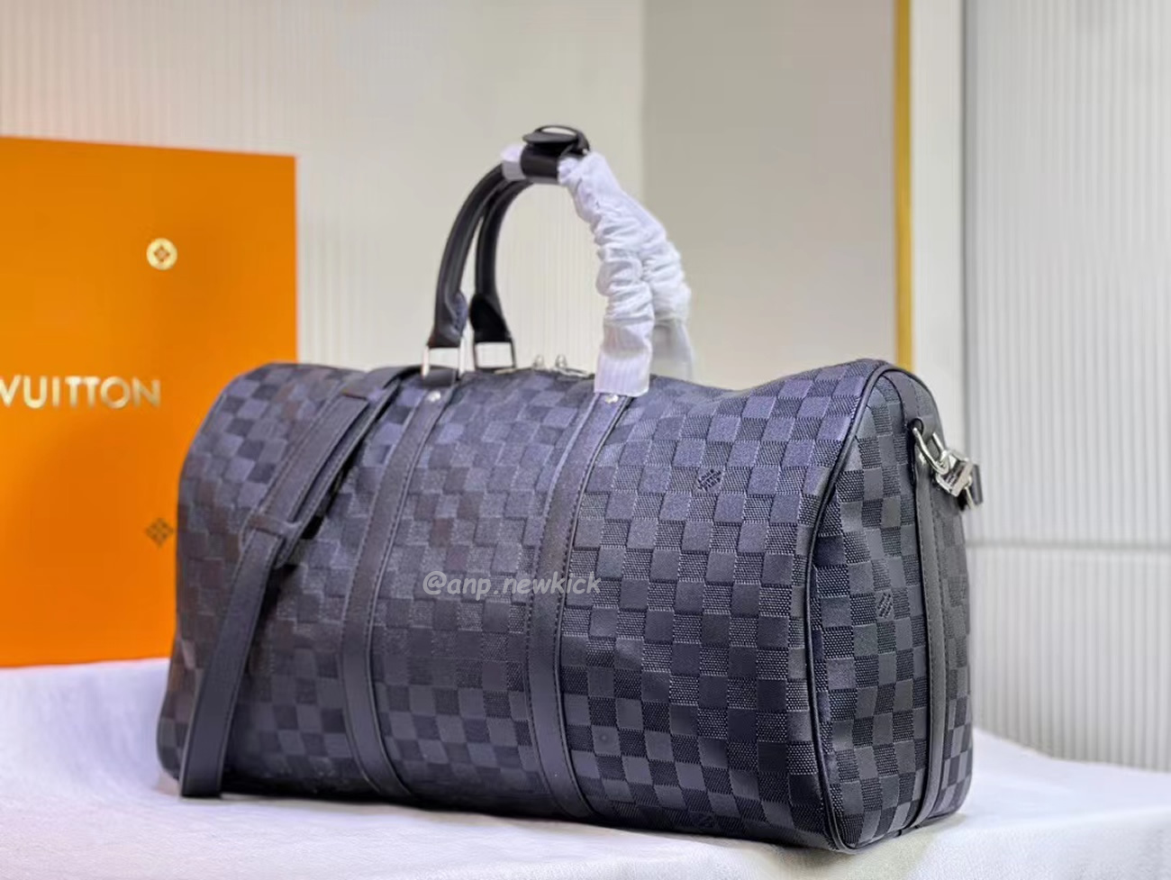 Louis Vuitton Keepall Bandouliere Monogram 50 Navy Duffel Bag (44) - www.newkick.vip